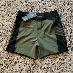 Virus Men’s One VS Green Black  Disaster Combat Athletic Shorts New With Tags 32